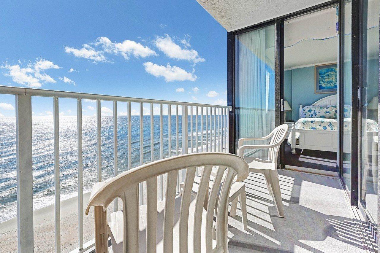 Sands Beach Club Resort Briarcliffe Acres Buitenkant foto