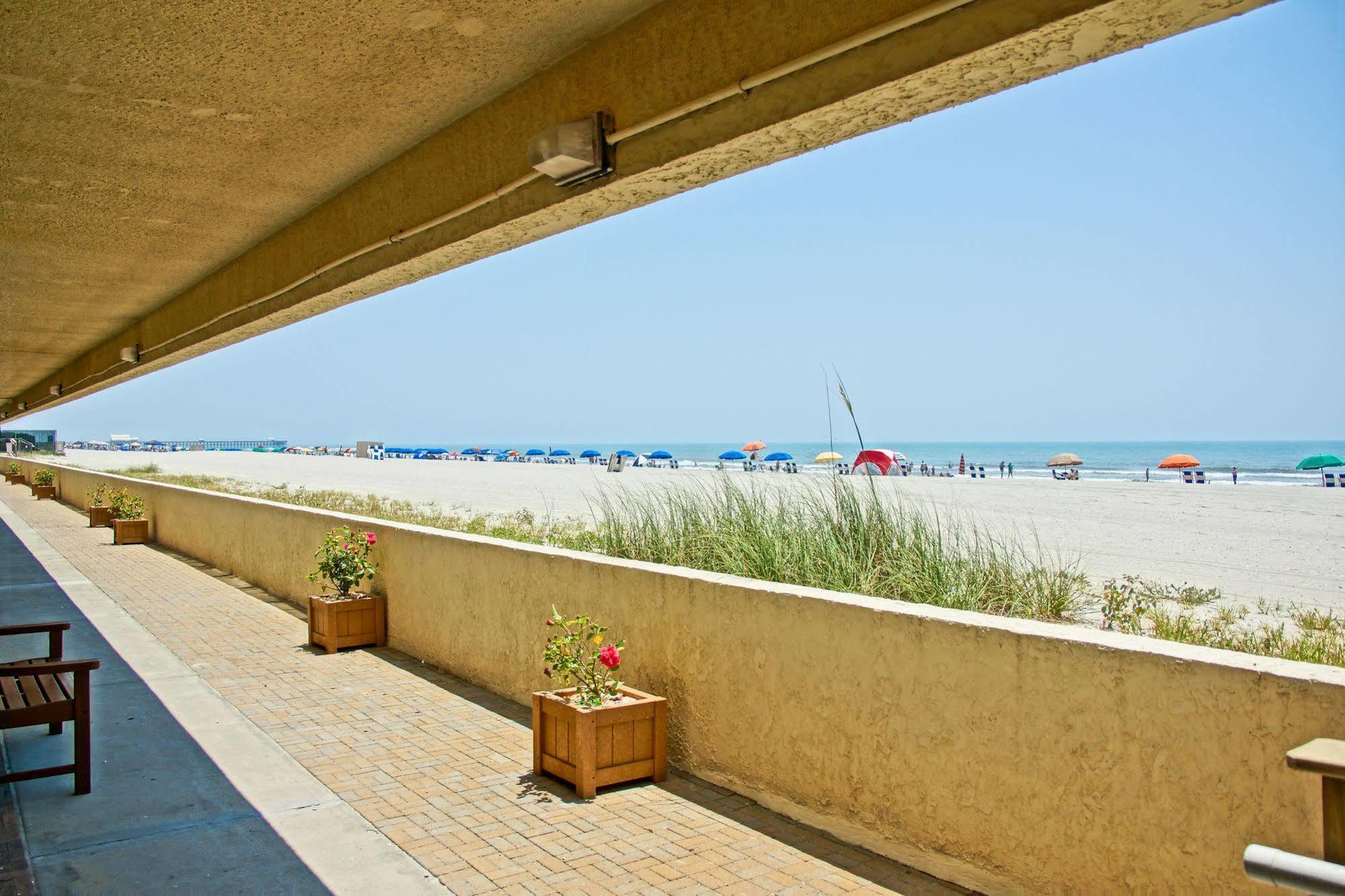 Sands Beach Club Resort Briarcliffe Acres Buitenkant foto