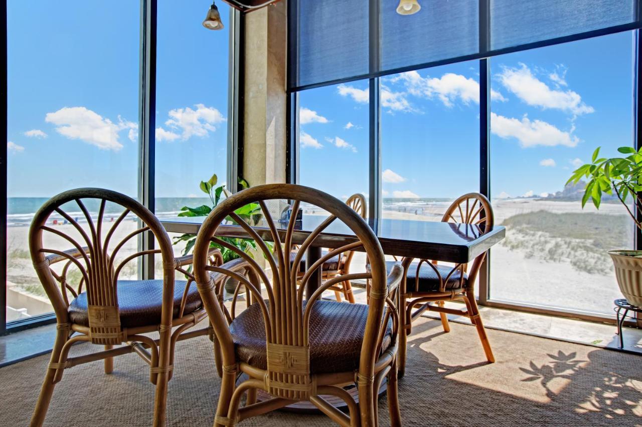 Sands Beach Club Resort Briarcliffe Acres Buitenkant foto